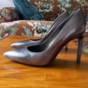 Ted Baker Gunmetal Metallic Grey High Heels Stilettos Pumps size 39.5 US size 9